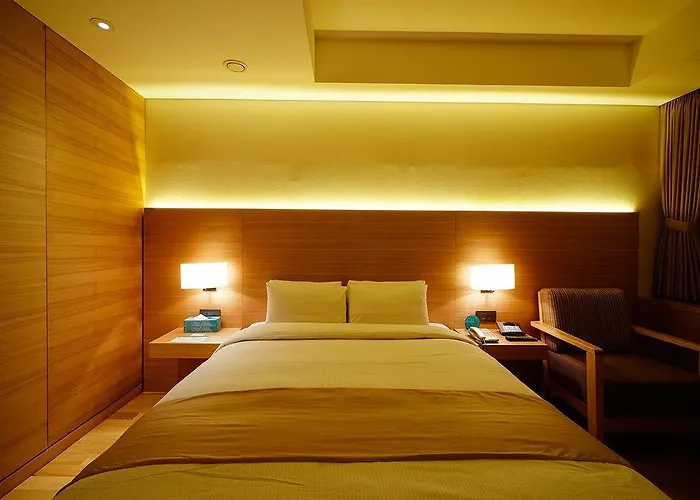 Pacific Hotel 4*