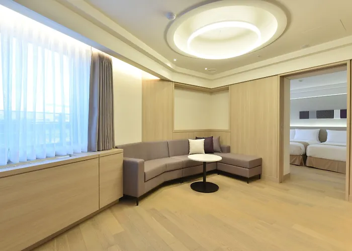 Pacific 4*