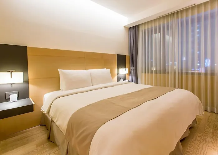 Hotel Pacific
